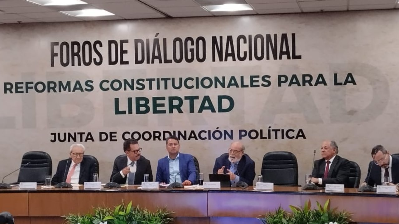 La Jucopo en la Cámara de Diputados inició la discusión y análisis del primer paquete de reformas a la Constitución enviadas por el Ejecutivo