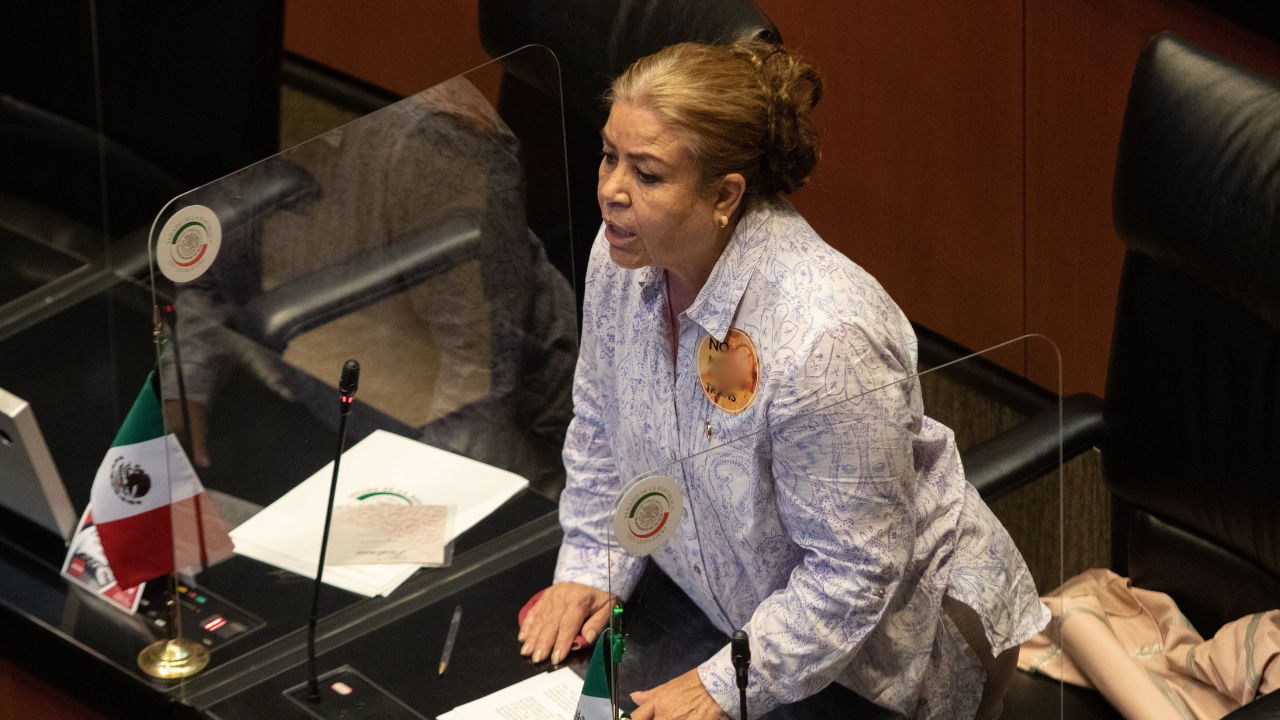 Senado avanza en dar seguridad a médicos de farmacias