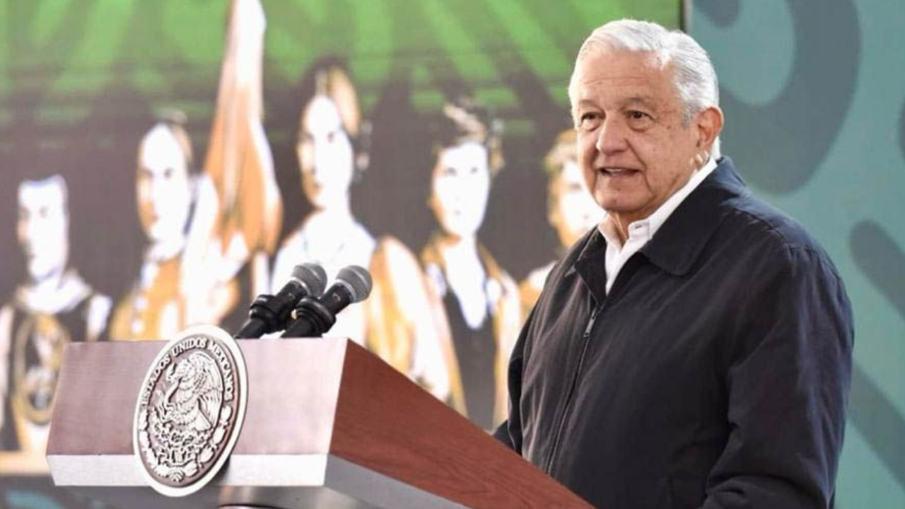 AMLO se burla de Xóchitl