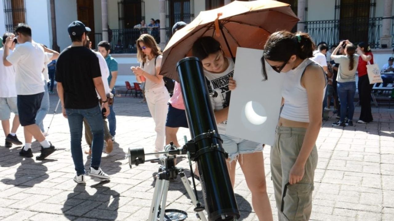 ATENCIÓN. El fenómeno astronómico atrajo un interés de diferentes disciplinas e investigadores, entre ellos, de urbanismo y arquitectura.