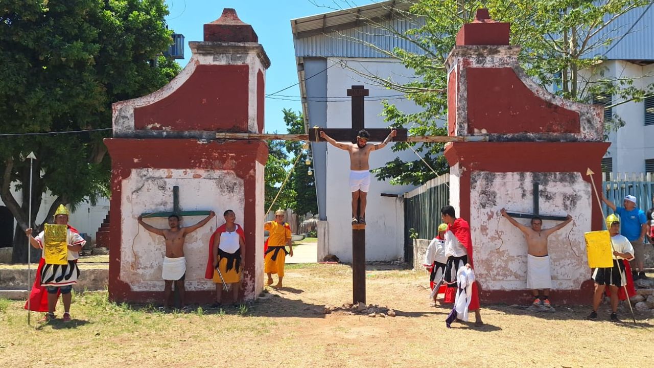 Internos del CERESO de México presenciaron la Pasión y Muerte de Jesús