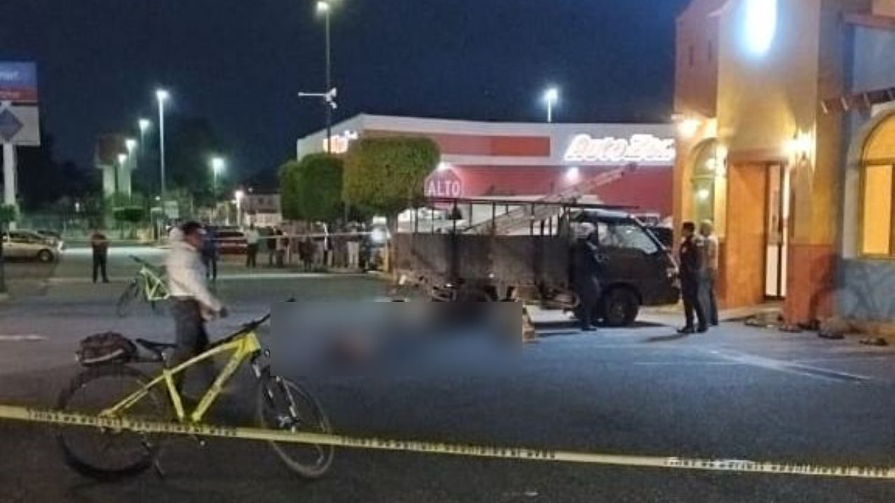 Balacera en la PeriPlaza en Puebla, deja un muerto y cuatro policías municipales heridos