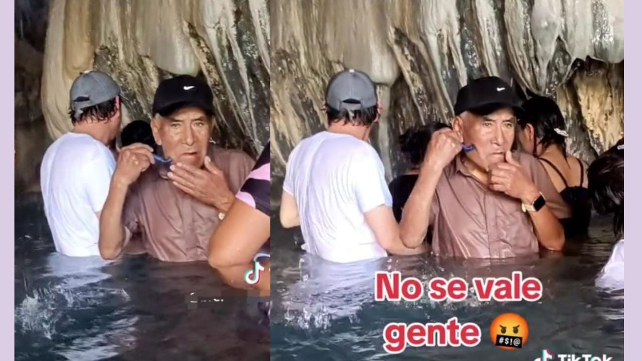 Señor se afeita en las Grutas de Tolantongo, en Hidalgo