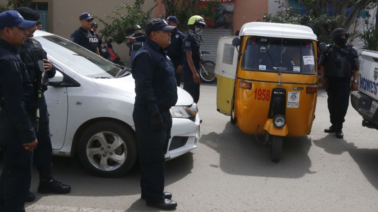 Foto:Cuartoscuro|Reportan enfrentamiento entre policías y mototaxistas; hay 20 detenidos