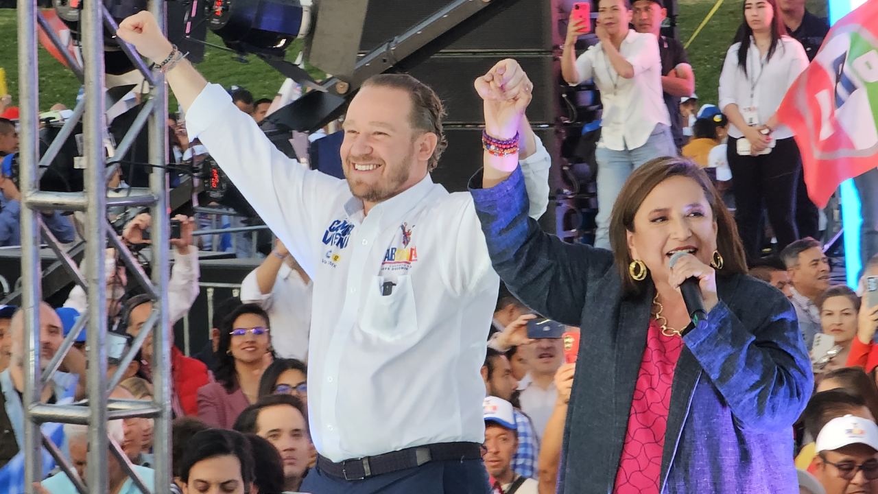 Clara Brugada realizó un encuentro con liderazgos, militantes y activistas de la Álvaro Obregón, donde estuvo acompañada de Marcelo Ebrard