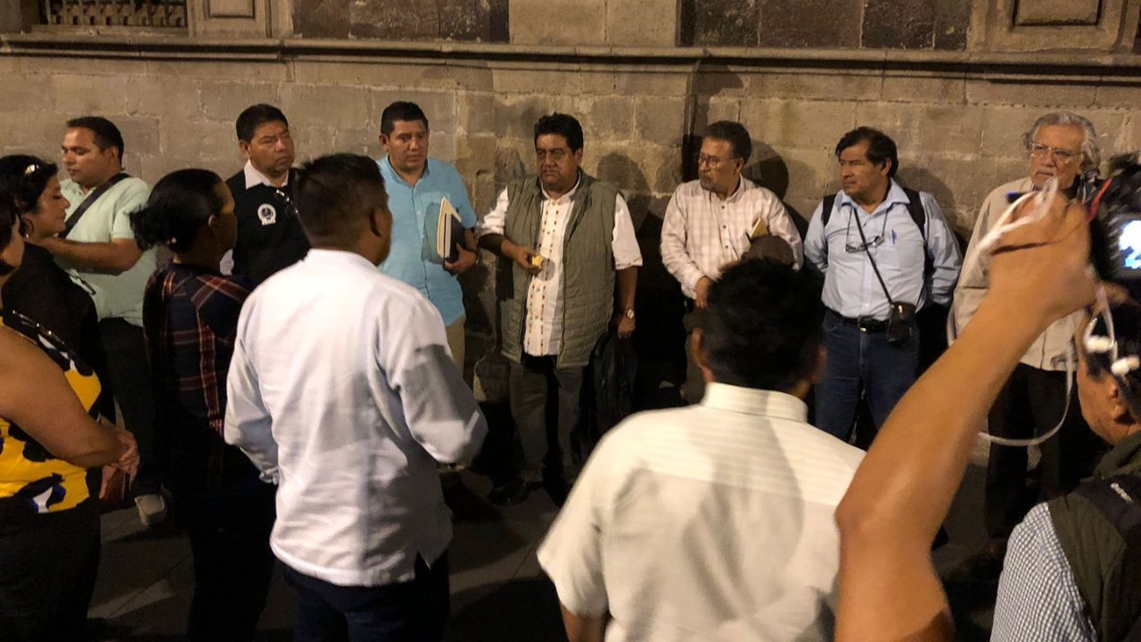 CNTE, desencantada tras reunión con AMLO; por definir si van a paro