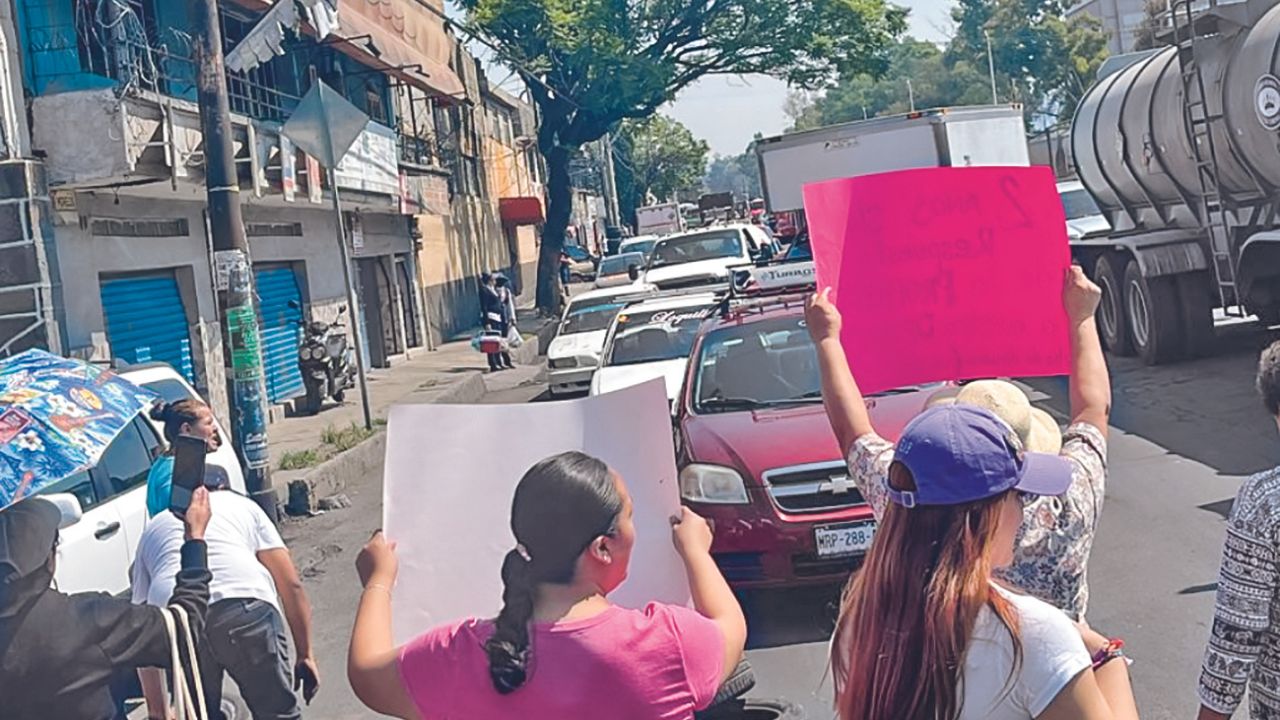 Edomex. Los vecinos urgen la revisión e incluso cierre de la compañía.