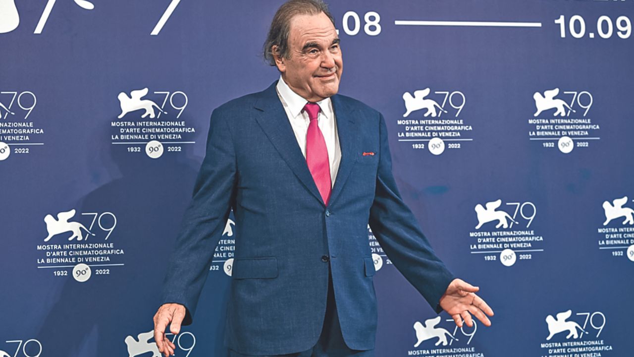 El cineasta estadounidense, Oliver Stone, presentará fuera de concurso en Cannes un documental sobre el presidente brasileño, Luiz Inácio Lula da Silva, anunció ayer el certamen, que agregó además varios largometrajes en diferentes seccione