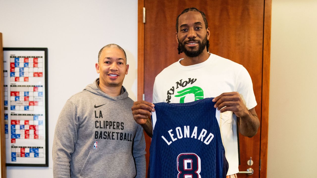 Por medio del director general del USA Basketball, Grant Hill, Estados Unidos confirmó la confección del Dream Team que participará en el torneo olímpico de basquetbol con una última confirmación del delantero Kawhi Leonard