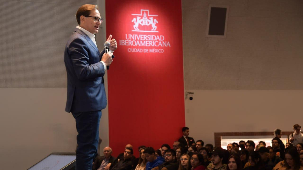 Visita de Salomón Chertorivski a la Ibero