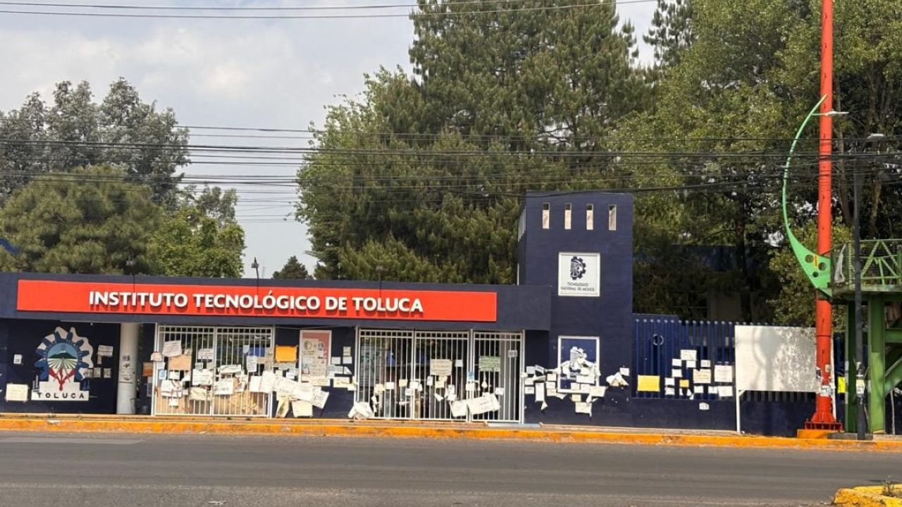 Renuncia director del Tecnológico de Toluca