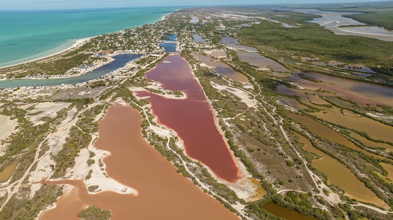 Foto: Cortesía / Se entregan 10 señaléticas a la cooperativa Ja Nojol, en Real de Salinas Calkiní