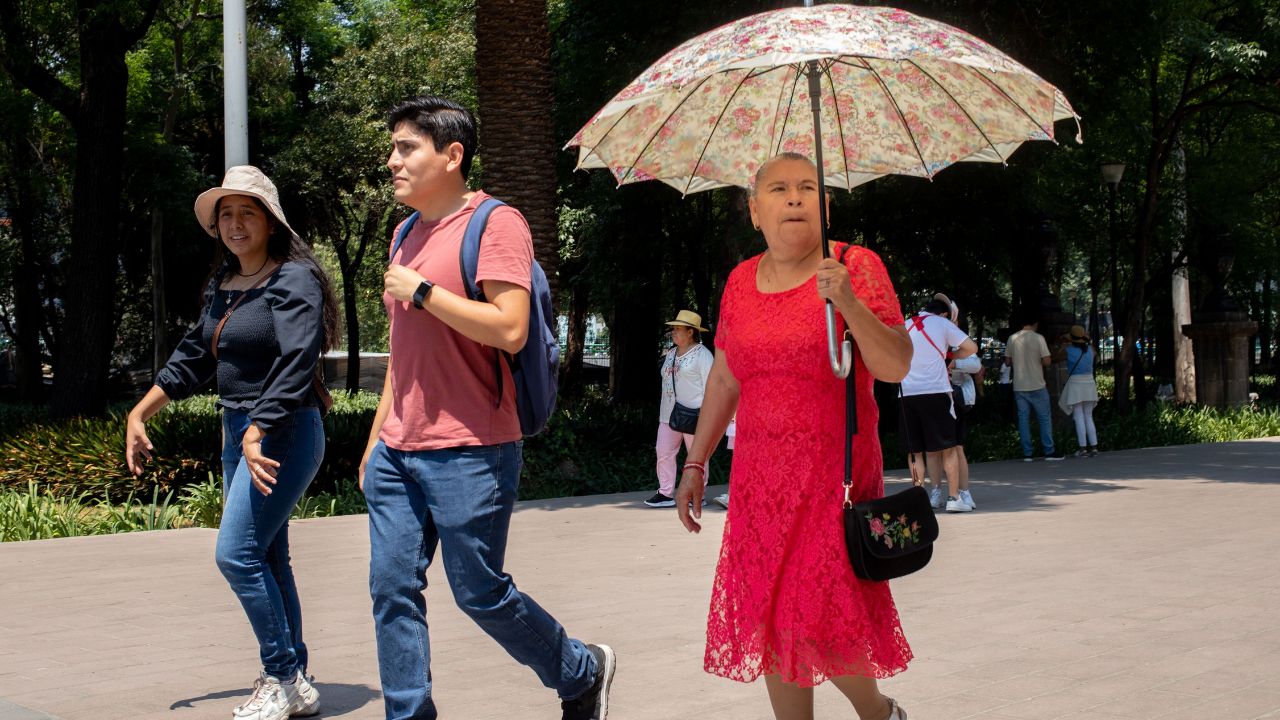 El calor sigue persistente en la CDMX lo que provocó que para este miércoles la SGIRPC activará la alerta amarilla y naranja