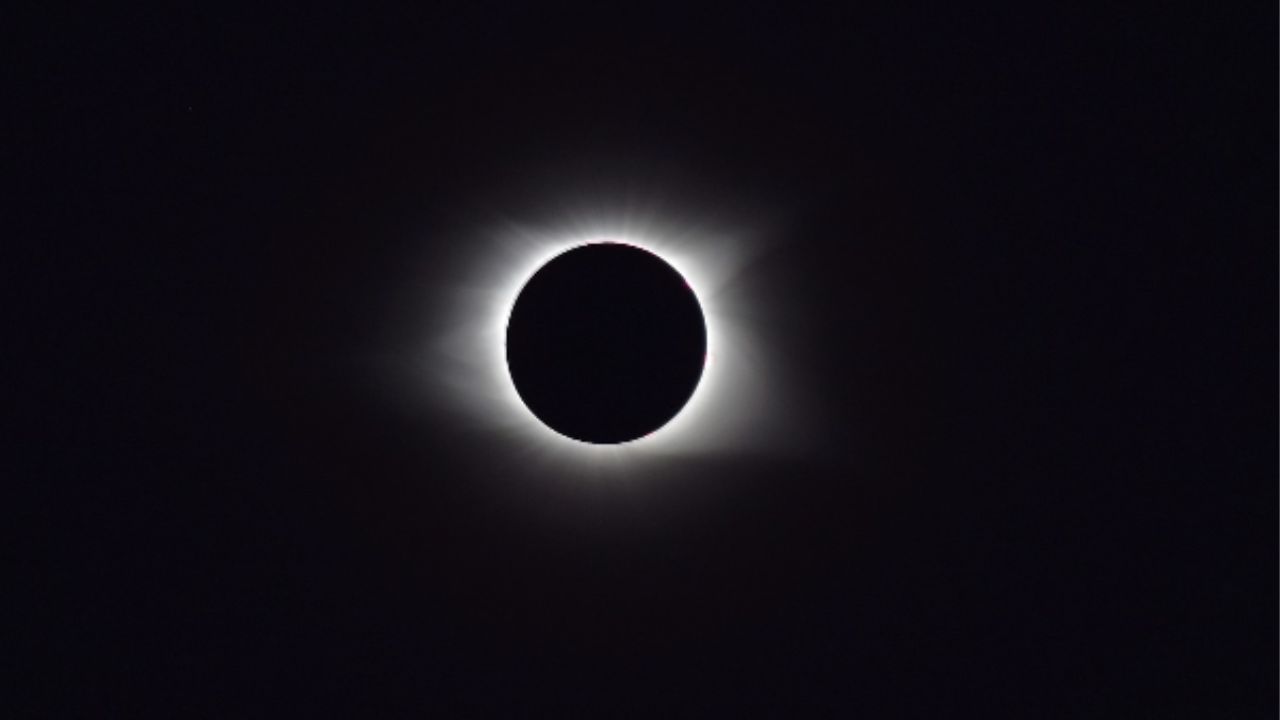 Foto:Pixabay|Eclipse total será un espectáculo astronómico; se deben evitar los rituales de abundancia