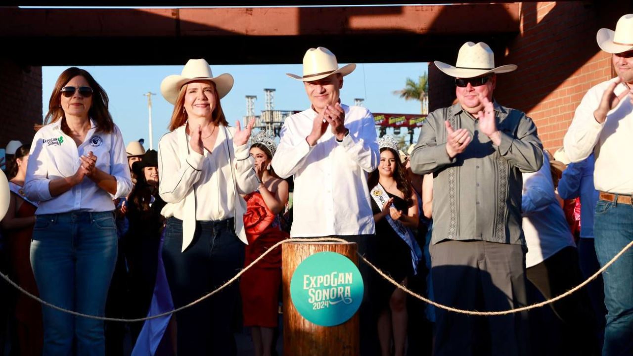 Con el tradicional corte de reata y el estreno del Salón de Eventos El Vaquero, Alfonso Durazo inauguró la ExpoGan Sonora 2024