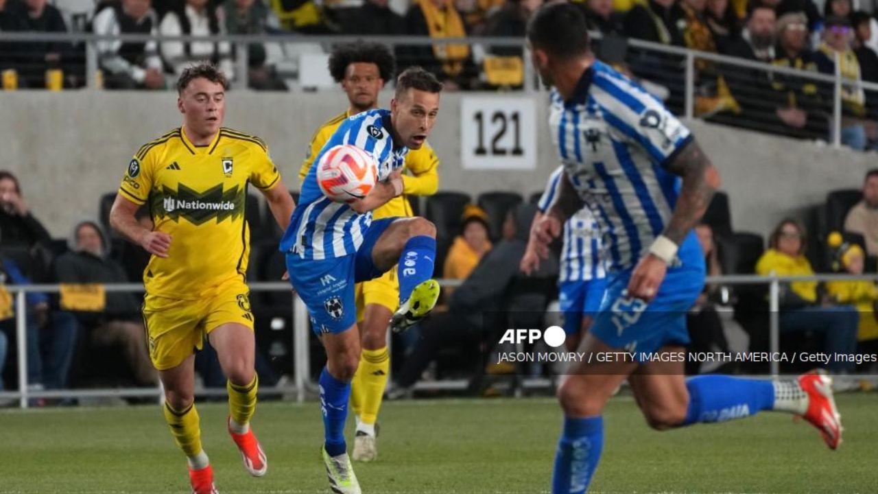 El Columbus Crew de la MLS venció 2-1 a los Rayados en lo que fue la ida de las semifinales de la Copa de Campeones de la Concacaf