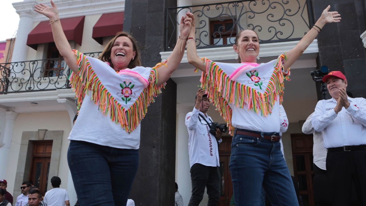 Para Claudia Sheinbaum la educación es clave en Veracruz, por ello se comprometió a mejorar el salario de los maestros en el país