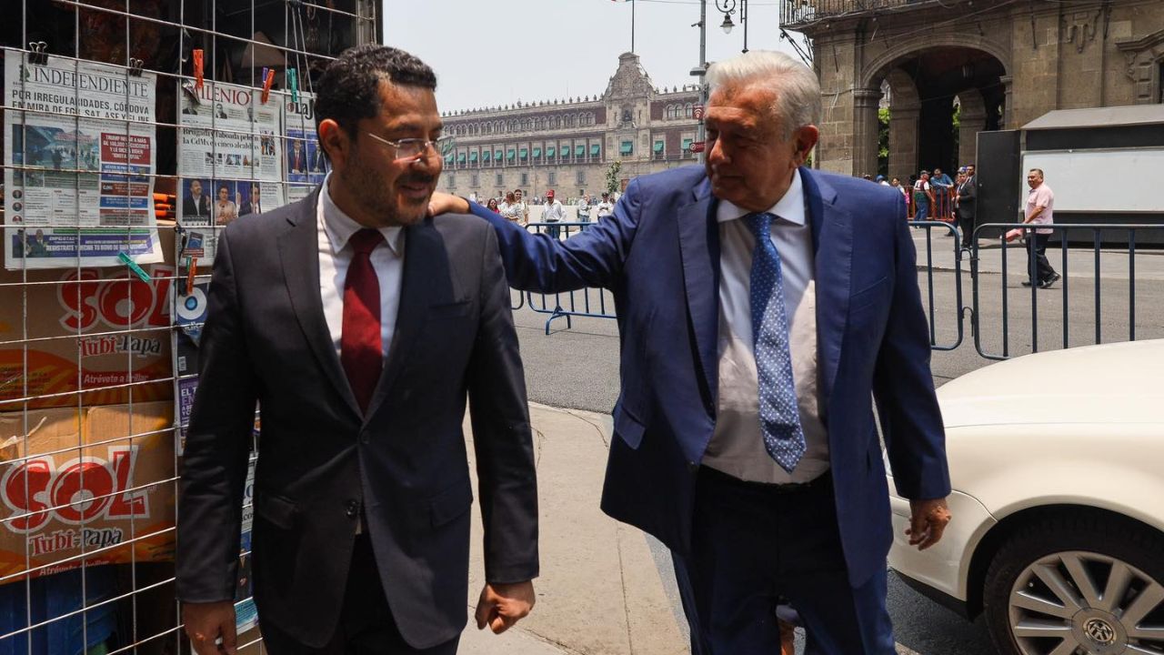 Se reúne Batres con AMLO en Palacio de Ayuntamiento