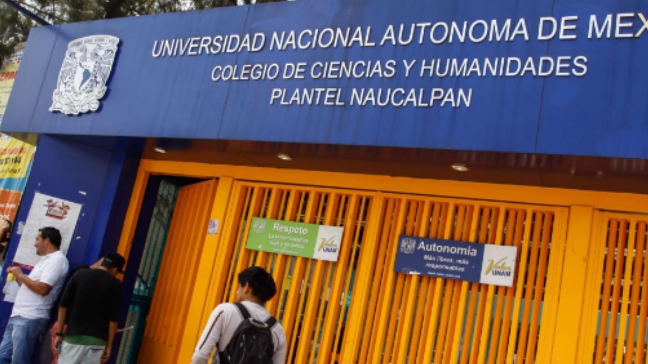 Muere un estudiante tras ataque entre presuntos grupos porriles al exterior del CCH Naucalpan