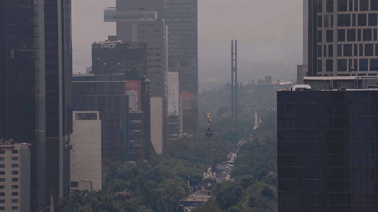 Alerta. La Comisión Ambiental de la Megalópolis reportó este martes una mala calidad del aire.