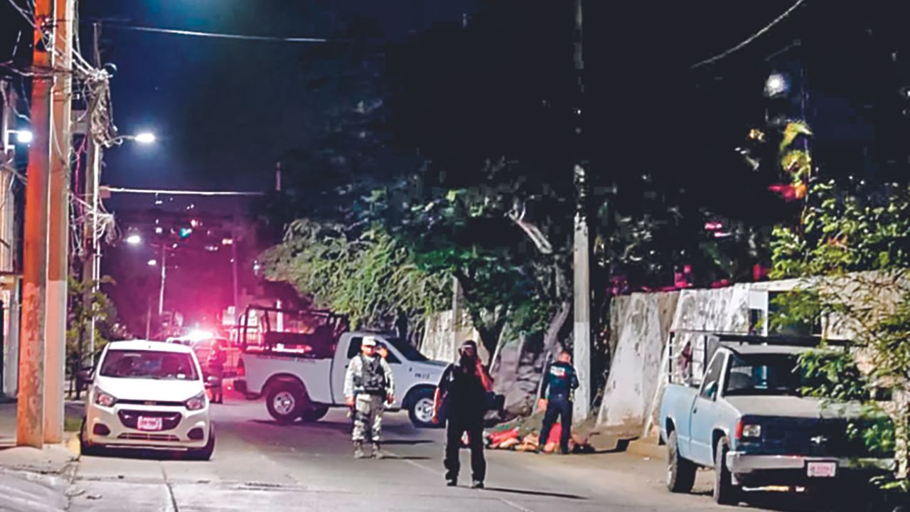 VIOLENCIA. Los cuerpos de dos mujeres y cuatro hombres fueron abandonados cerca de un mercado.