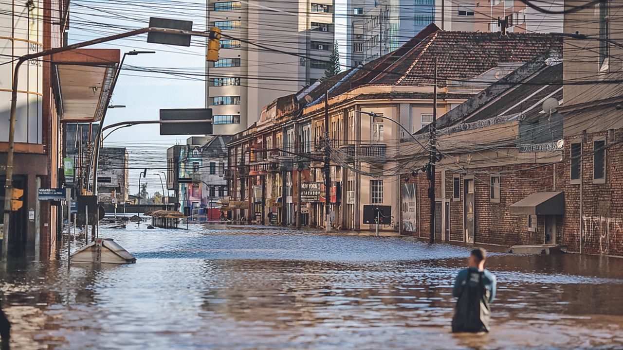 DESTROZOS. El Centro Histórico de Porto Alegre, estado de Río Grande del Sur, quedó bajo el agua tras el mal clima al sur del país.DESTROZOS. El Centro Histórico de Porto Alegre, estado de Río Grande del Sur, quedó bajo el agua tras el mal clima al sur del país.