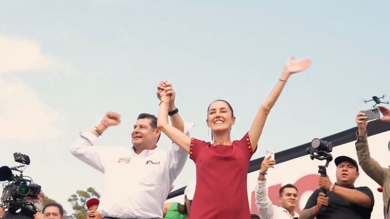 Claudia Sheinbaum pide a poblanos votar por todas las candidaturas de Morena