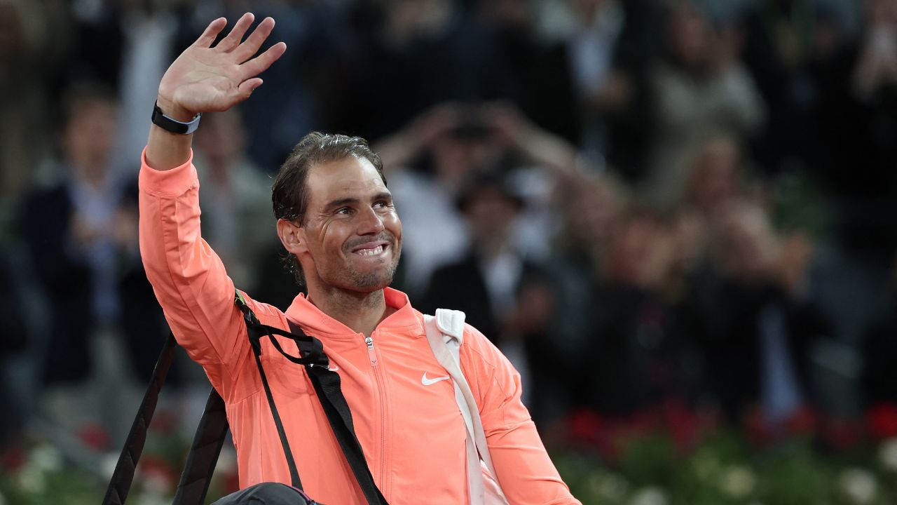 Horas después de finalizar su participación en el Abierto de Madrid, producto de su derrota ante Jiri Lehecka en dos sets, el español Rafael Nadal recibió un homenaje por parte del torneo tras una relación de veinte años con el certamen