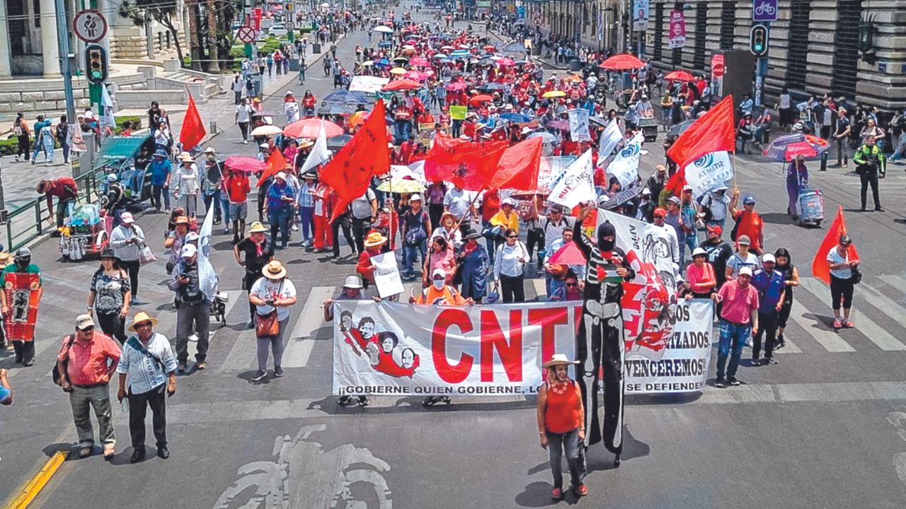 Este 24 de mayo se prevén dios movilizaciones por parte de maestros de la CNTE