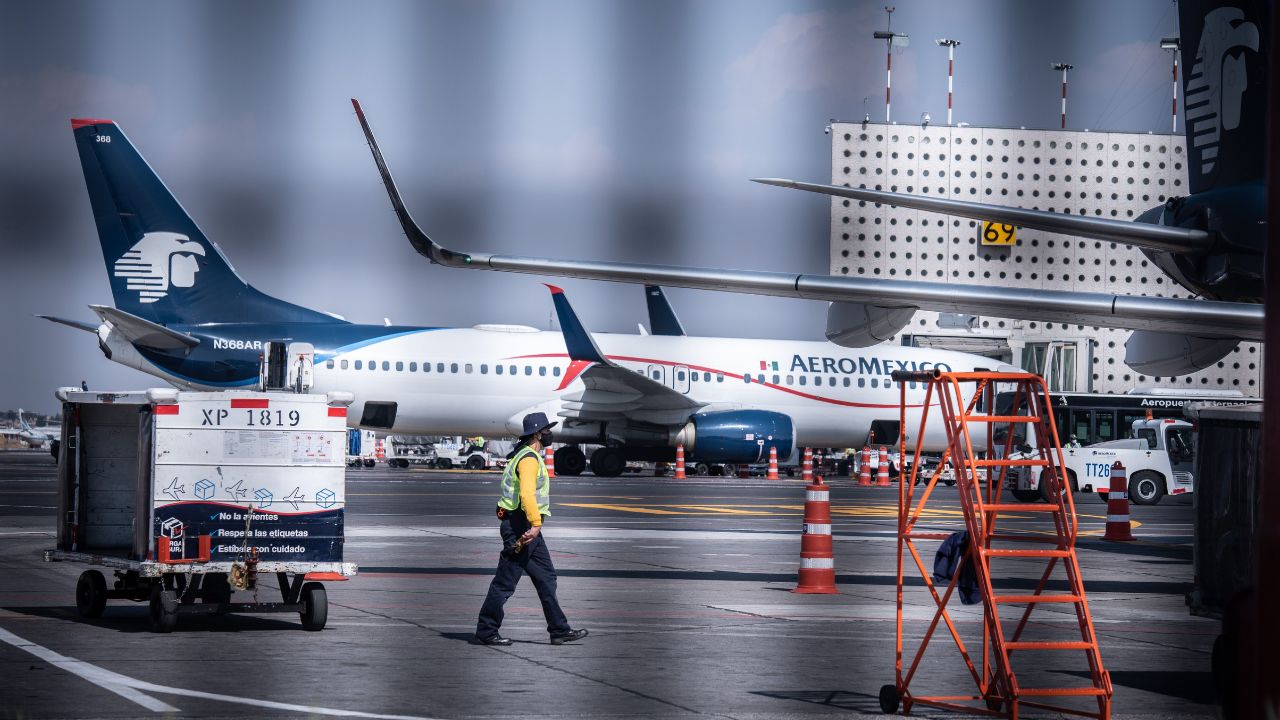 Especialistas aéreos piden al nuevo Gobierno una reestructura de las autoridades aeronáuticas en el país y que la dirección vuelva a manos de civiles