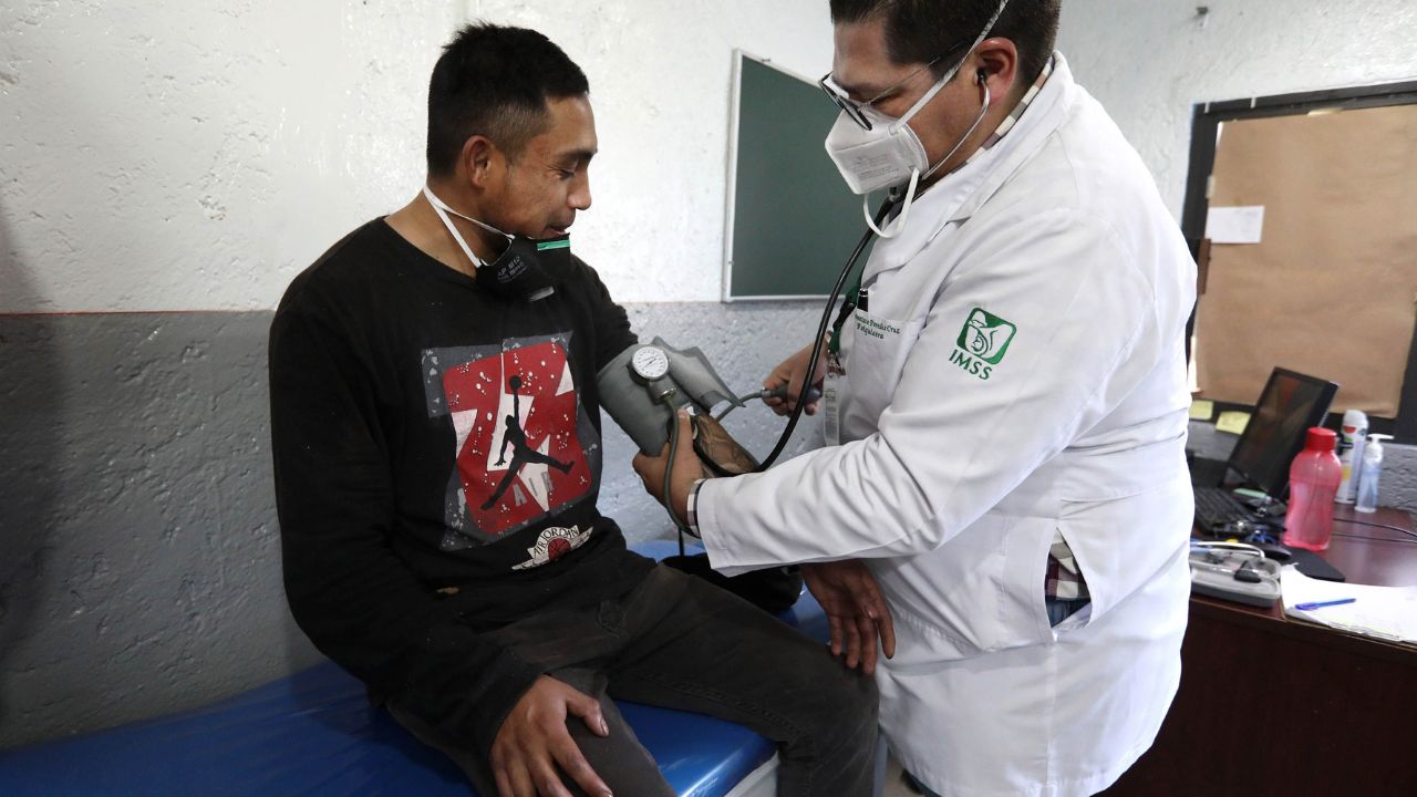 Entre diciembre de 2019 a febrero de 2024, el Instituto Mexicano del Seguro Social (IMSS) contrató mil 540 especialistas en medicina familiar