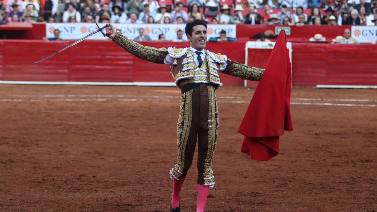 seguirán las corridas de toros