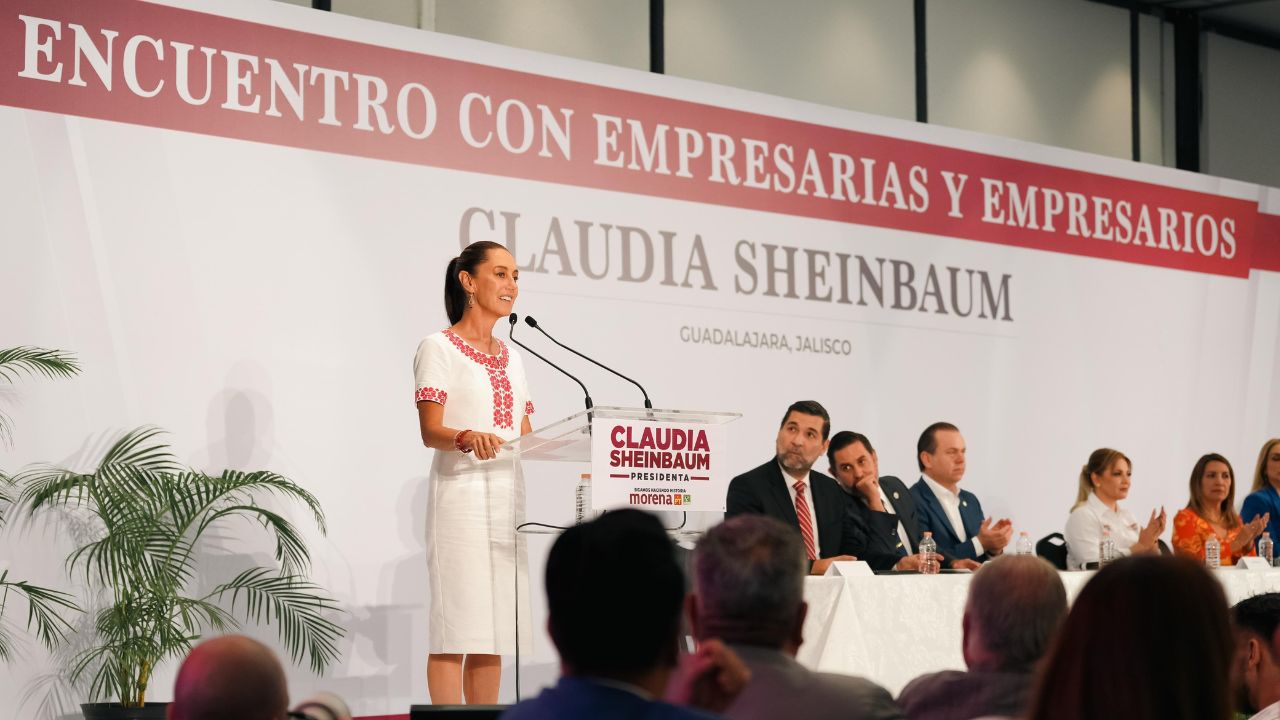 “No podemos pensar en el divorcio de la gran empresa con la pequeña empresa”: Sheinbaum   