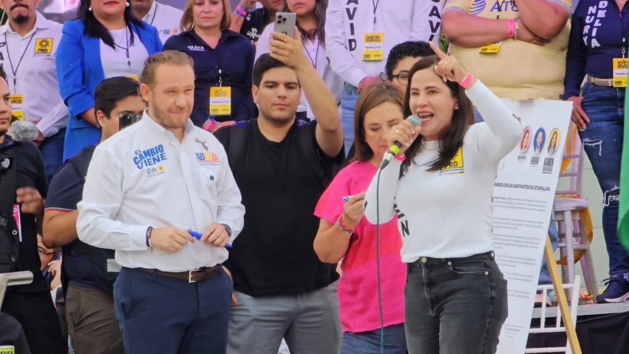 Cierra Taboada campaña en Iztapalapa; firma compromisos por la demarcación