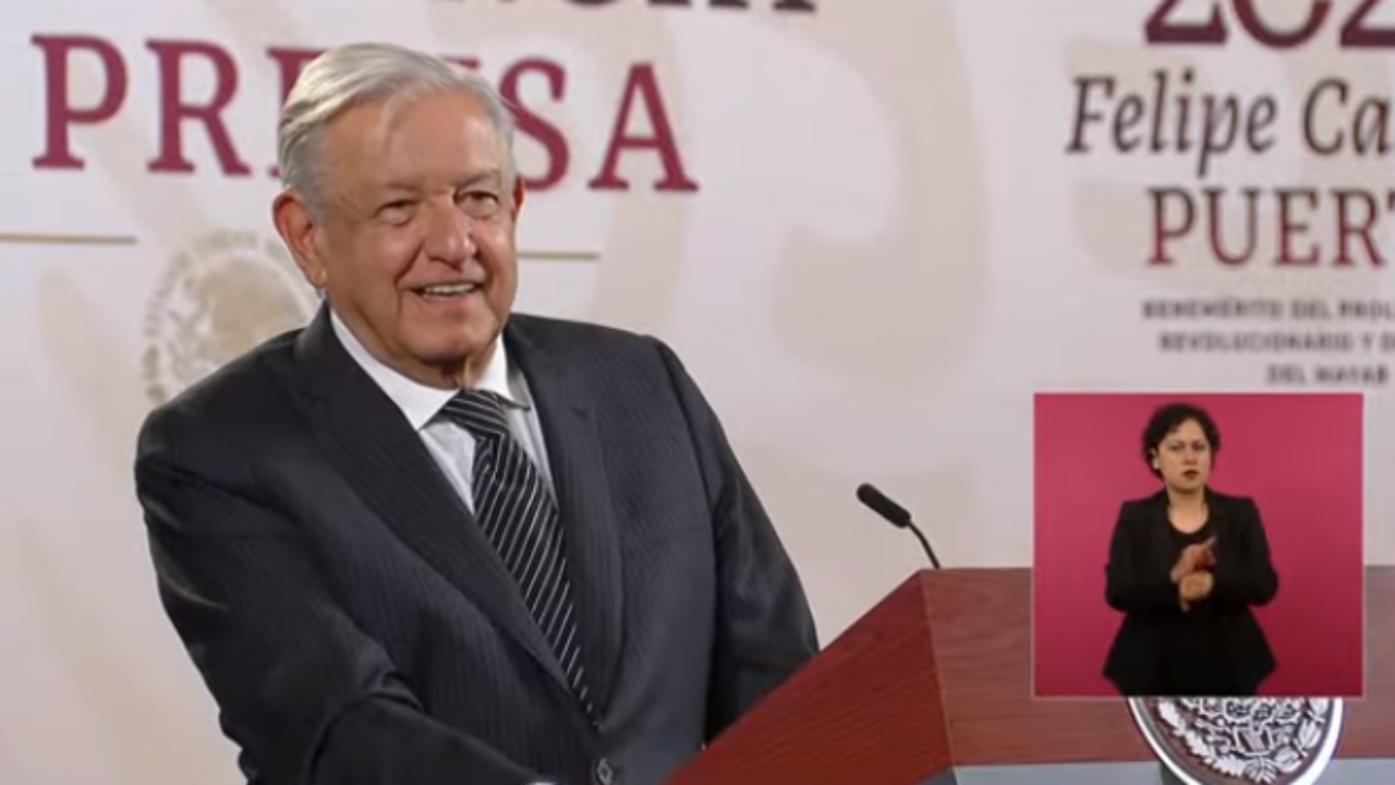 Marea Rosa - AMLO