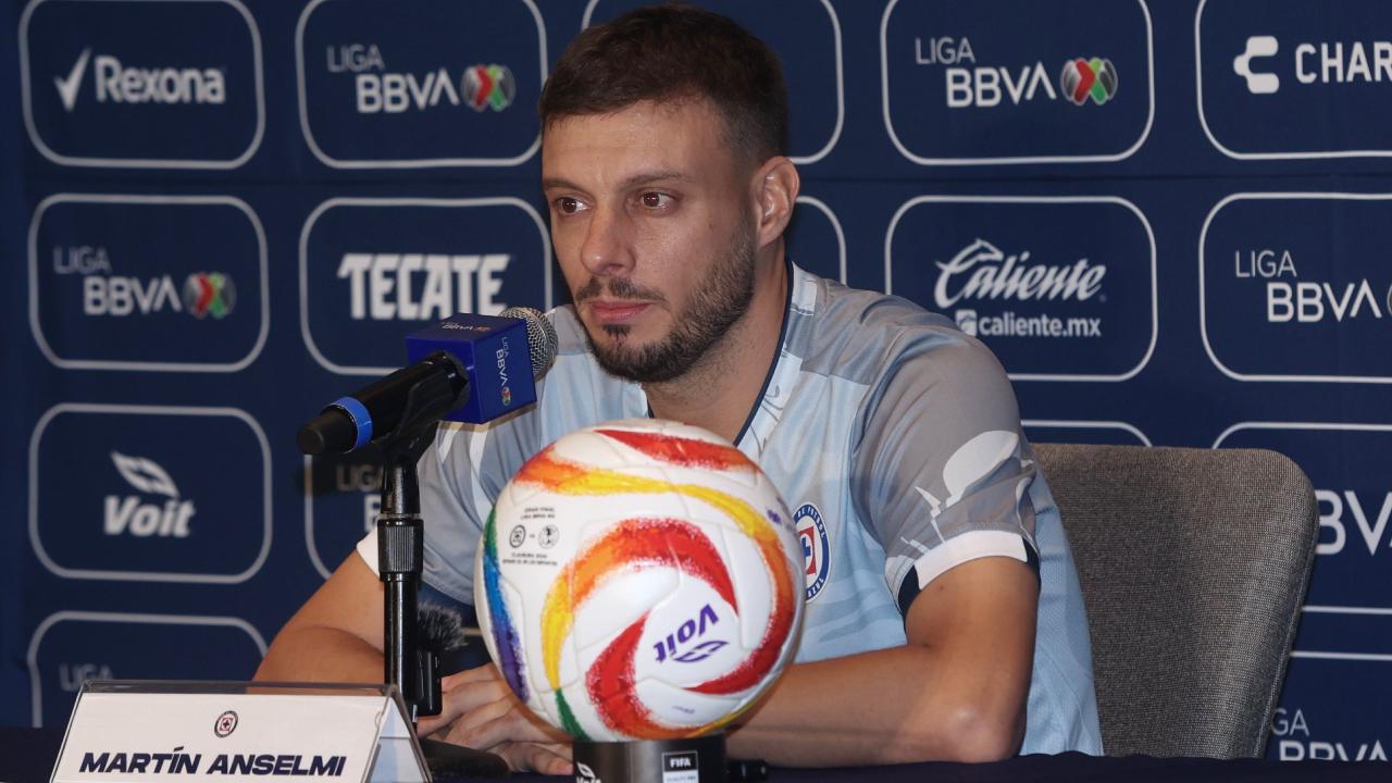 La derrota en la Final ante América aún duele en Cruz Azul; sin embargo, esta historia azul todavía no tiene un final, aseguró Martín Anselmi