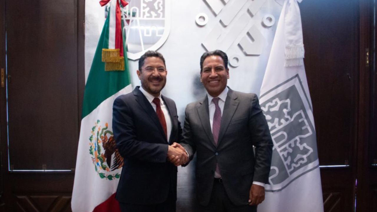 El mandatario capitalino compartió una foto de su encuentro con el gobernador electo de Chiapas