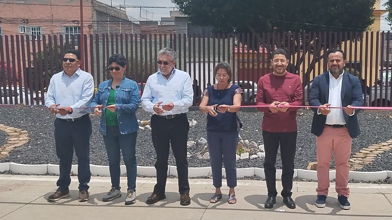 Entrega Batres Deportivo Gertrudis Sánchez remodelado