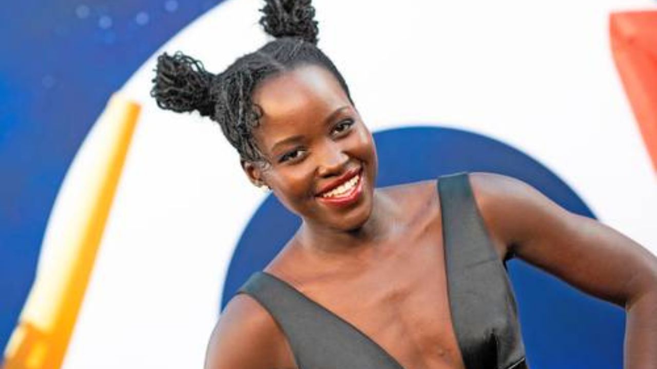 La actriz, de 41 años, Lupita Nyong’o se ha dado a conocer con una serie de papeles impactantes en películas como 12 Años de Esclavitud y Nosotros