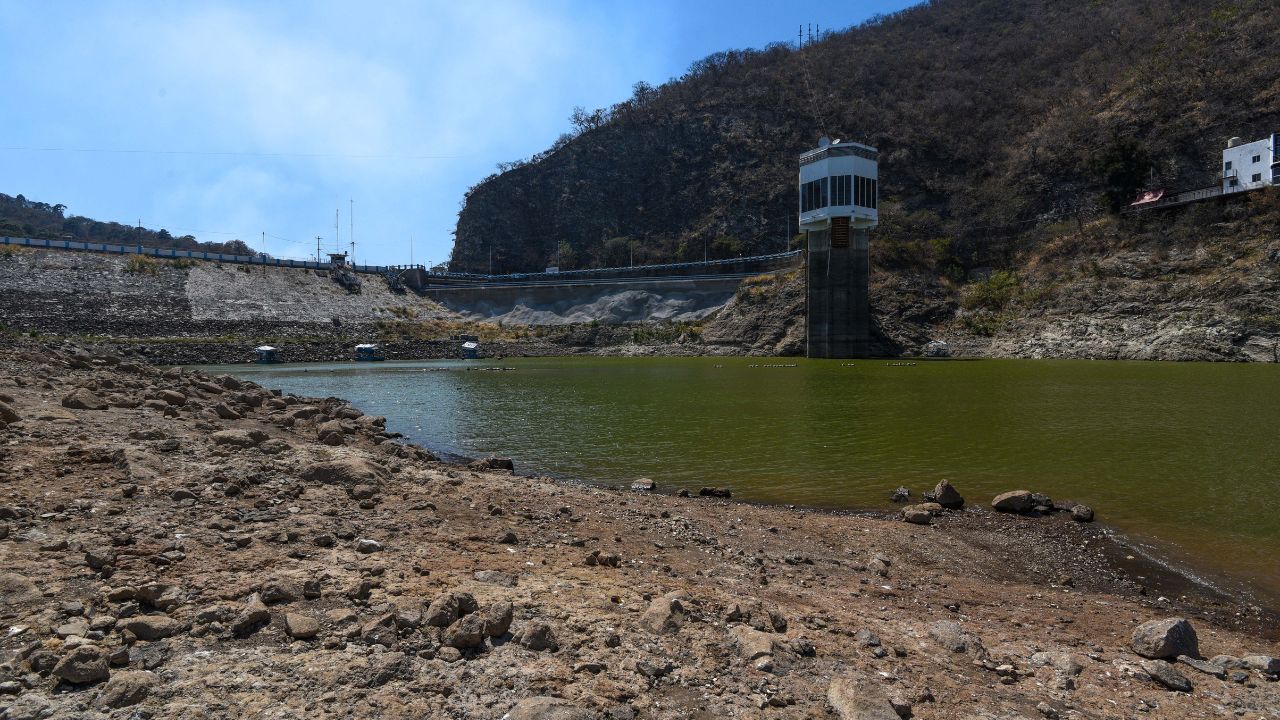 Crisis. Los embalses del país tienen bajos niveles de almacenamiento, que se han agudizado por la sequía que impacta a gran parte del país, informan.