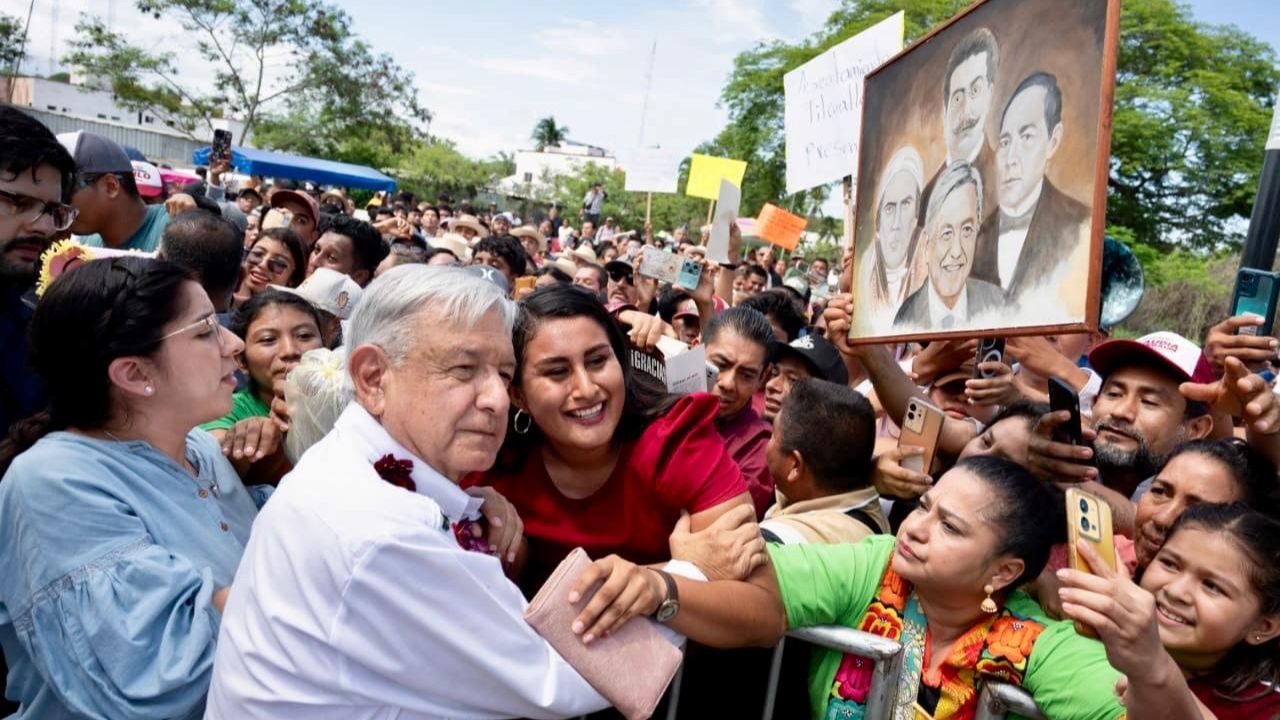 AMLO aseguró que no pretende llegar al maximato y que se irá tranquilo de entregar el poder a Claudia Sheinbaum