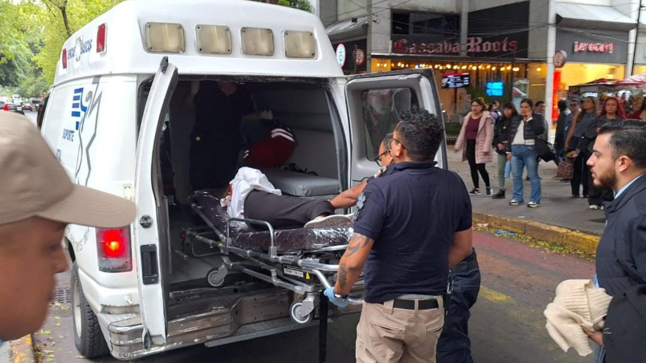 Joven apuñalada en Insurgentes