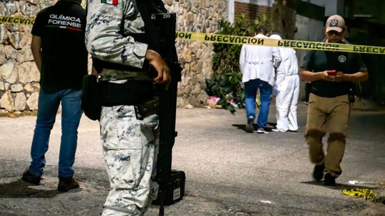 VIOLENCIA. Los cuerpos fueron abandonados en el callejón Chico, esquina con la calle Río Balsas.