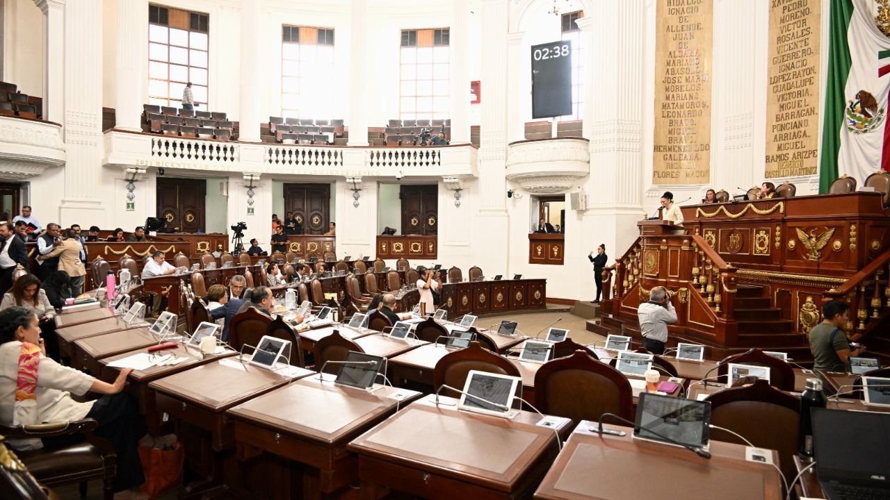 Dictamen. Para agilizar el proceso de entrega-recepción, se acordó que todos los bienes muebles que no sean propiedad del Congreso capitalino deberán ser retirados del recinto a más tardar el próximo 9 de agosto. 