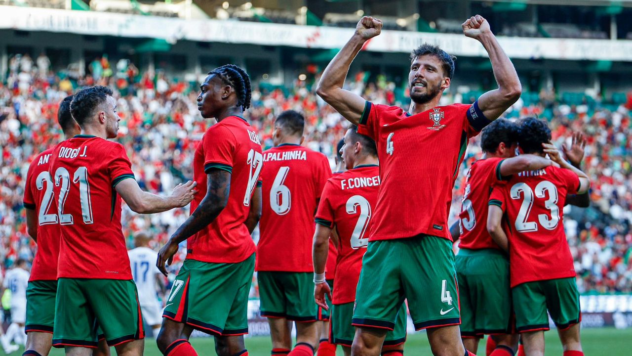 Portugal superó 4-2 al combinado de Finlandia con la destacada actuación de Bruno Fernandes al frente del equipo