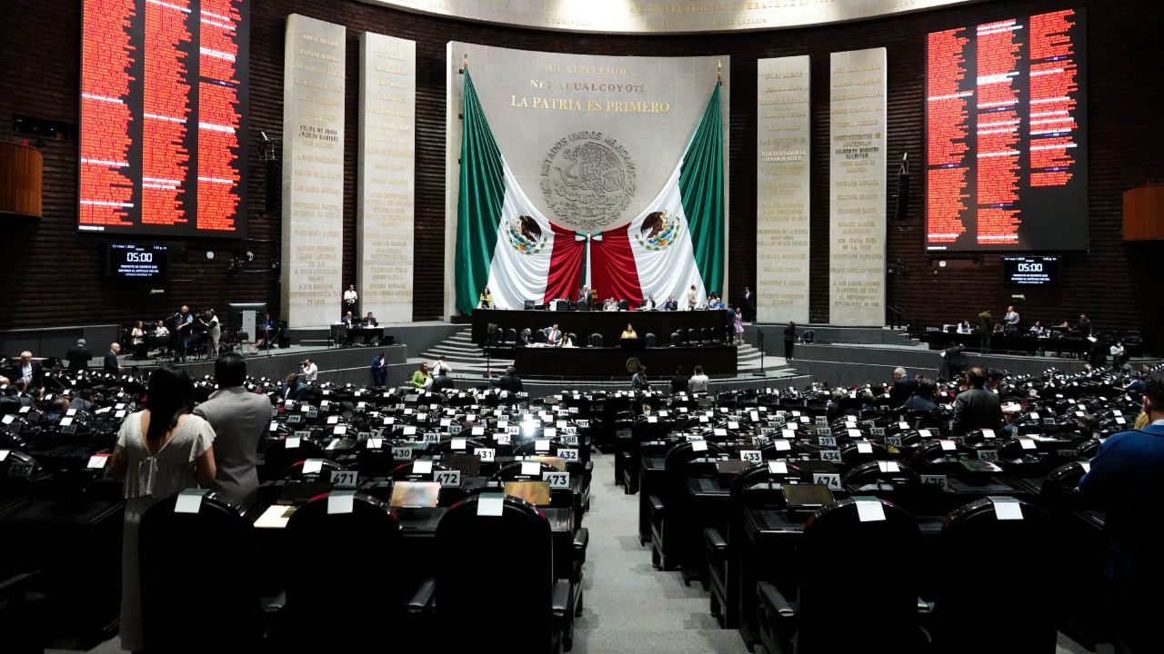 Las oficinas que ocupan los 500 diputados y el personal que tuvieron a su cargo en el Palacio Legislativo de San Lázaro fueron desocupadas