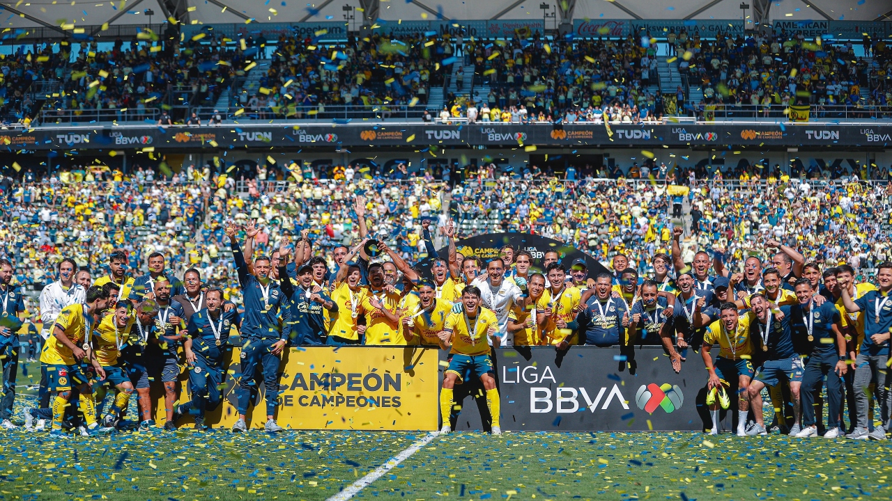 Foto: X@ClubAmerica/ LigaMX realizó su premiación anual y entrega del Balón de Oro