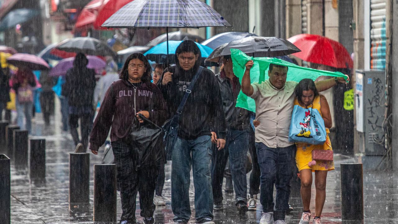 Para este 29 de junio se pronostican lluvias fuertes, bancos de niebla, viento con rachas de 30 a 50 km/h y posibles descargas eléctricas, en algunos estados del país