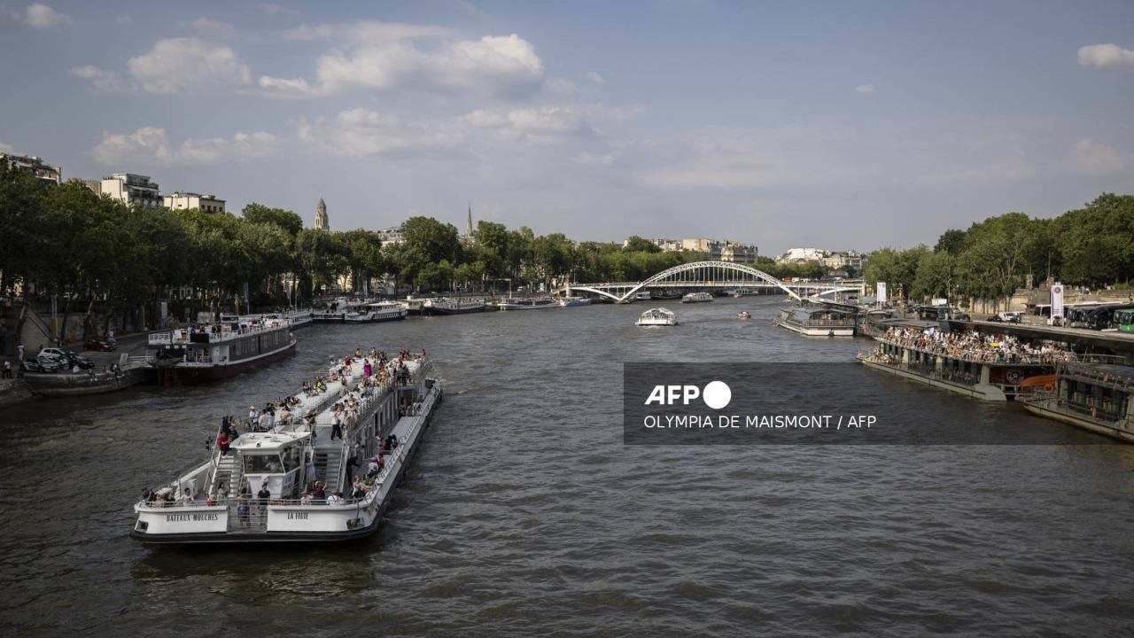 La calidad del agua del río Sena es apto para el baño, según los últimos 12 días, afirmó este viernes el ayuntamiento de París.