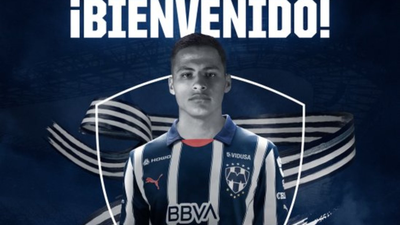 El delantero mexicano, Roberto de la Rosa, se convirtió en nuevo jugador de Rayados de Monterrey de cara a los próximos torneos